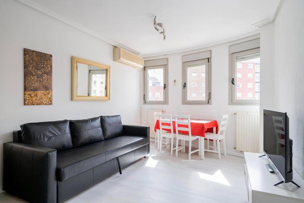 Cozy Family Apartment Tetuan/Estrecho B.M7 Madrid Esterno foto